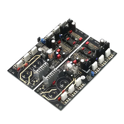 Un bon prix. Assemblage de PCB FR-4 à 4 couches avec masque de soudure vert rouge et noir en ligne